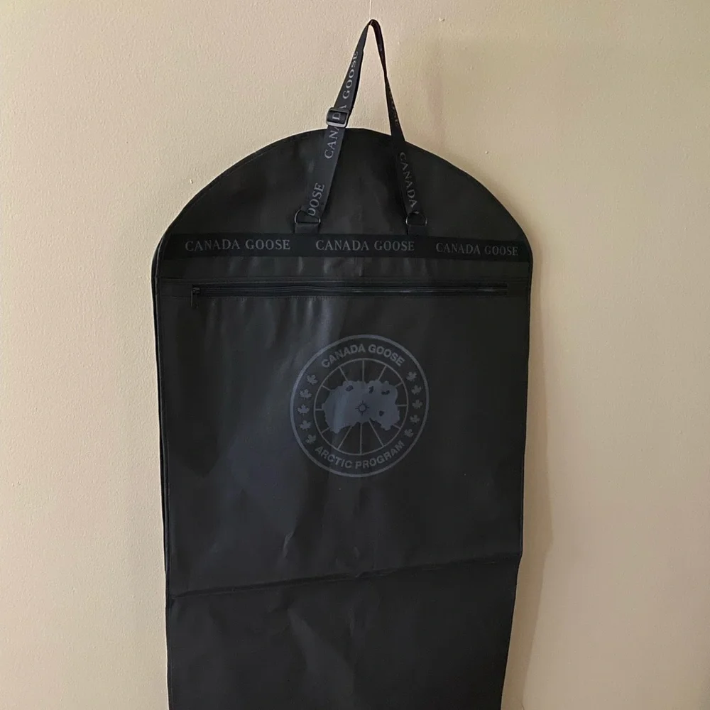 Canada Goose Garment bag